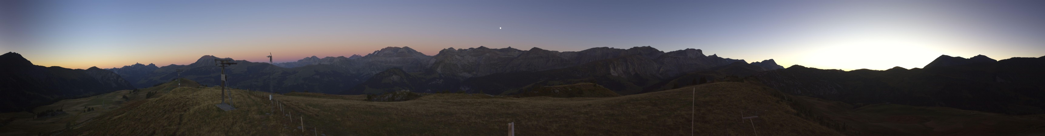 Lenk Bergbahnen Betelberg snow cam captured at 22 September 2026 at 7:54 pm GMT+2