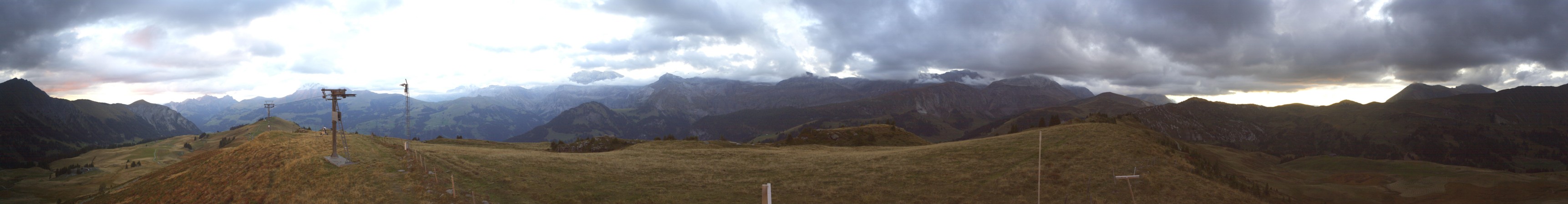 Lenk Bergbahnen Betelberg snow cam captured at 5 October 2026 at 7:21 pm GMT+2