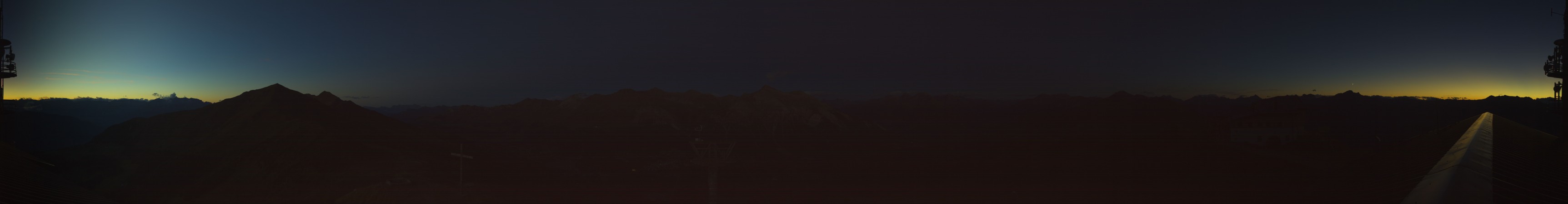 Lenzerheide Bergbahnen Piz Scalottas snow cam captured at 14 September 2026 at 8:16 pm GMT+2