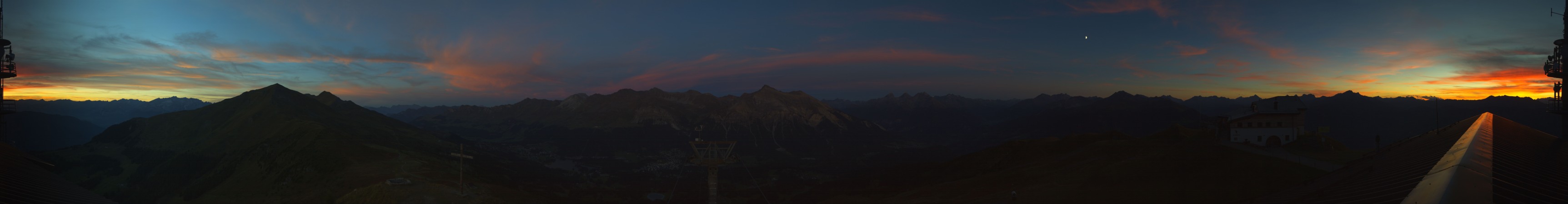 Lenzerheide Bergbahnen Piz Scalottas snow cam captured at 19 September 2026 at 7:55 pm GMT+2