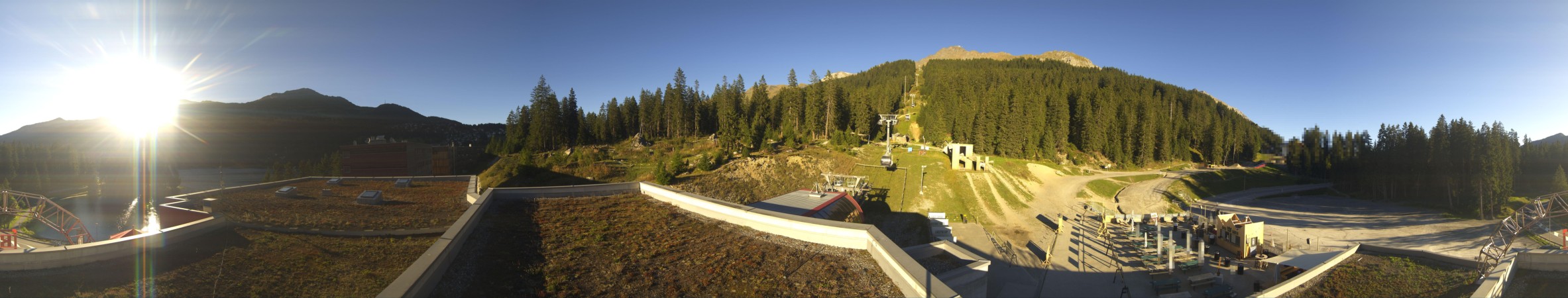 Lenzerheide Bergbahnen Talstation snow cam captured at 15 September 2026 at 6:16 pm GMT+2