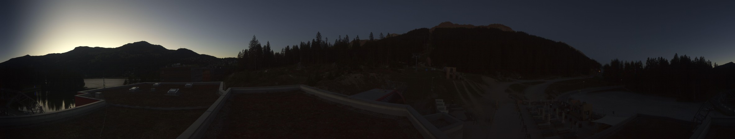 Lenzerheide Bergbahnen Talstation snow cam captured at 27 September 2026 at 7:39 pm GMT+2