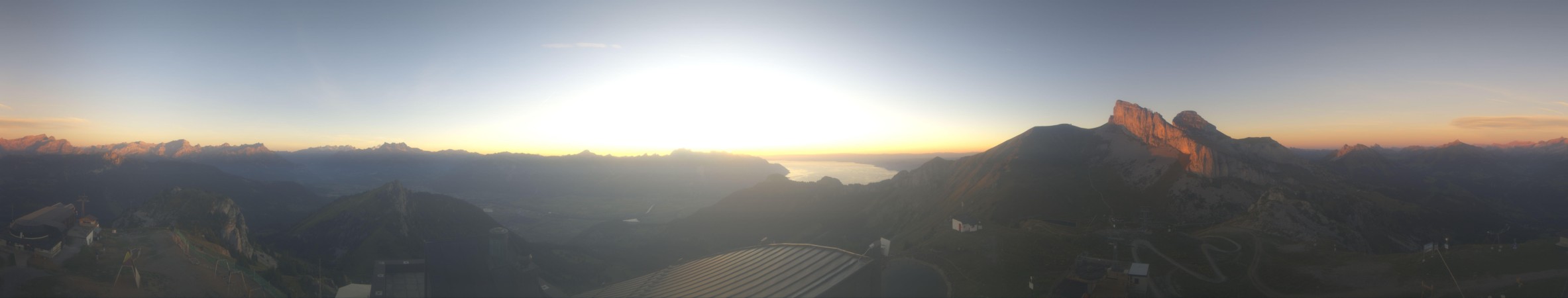 Leysin Télé La Berneuse - Kuklos snow cam captured at 25 September 2026 at 7:30 pm GMT+2