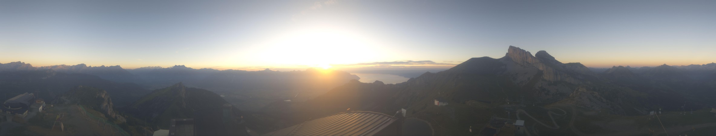 Leysin Télé La Berneuse - Kuklos snow cam captured at 27 September 2026 at 7:17 pm GMT+2