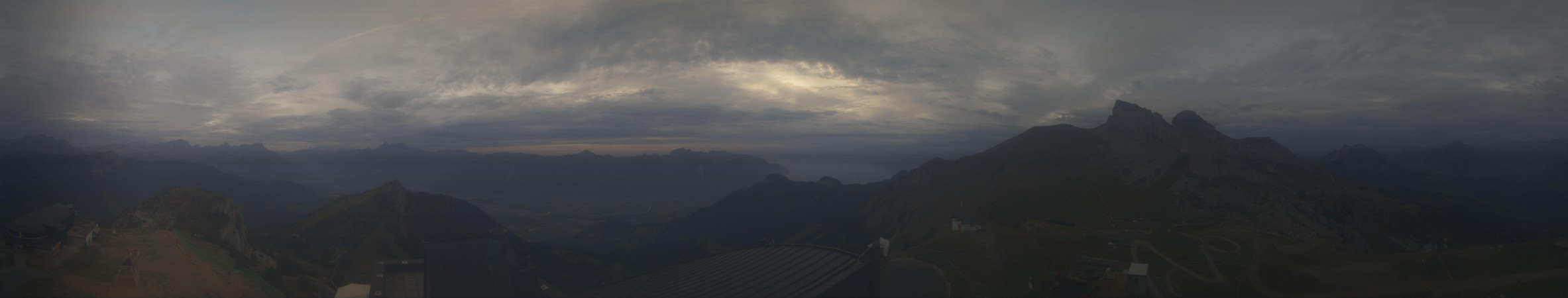 Leysin Télé La Berneuse - Kuklos snow cam captured at 30 September 2026 at 7:32 pm GMT+2