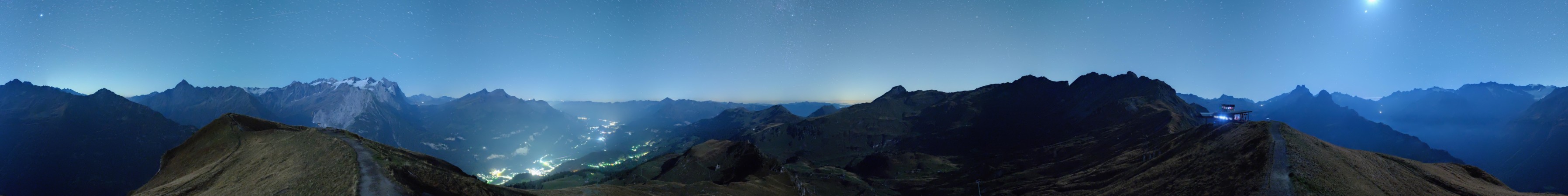 Meiringen Hasliberg Bergbahnen Meiringen Hasliberg - Alpen Tower snow cam captured at 6 October 2026 at 5:15 am GMT+2