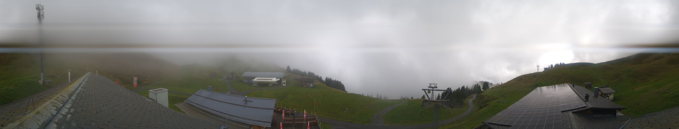 Meiringen Hasliberg Bergbahnen Meiringen Hasliberg - Käserstatt snow cam captured at 16 September 2026 at 4:30 pm GMT+2