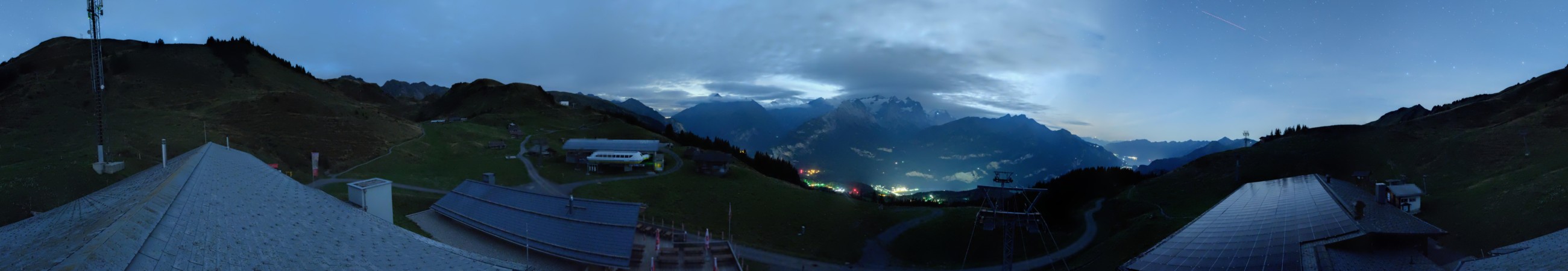 Meiringen Hasliberg Bergbahnen Meiringen Hasliberg - Käserstatt snow cam captured at 20 September 2026 at 11:47 pm GMT+2