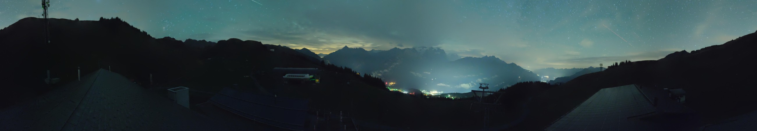 Meiringen Hasliberg Bergbahnen Meiringen Hasliberg - Käserstatt snow cam captured at 4 October 2026 at 11:54 pm GMT+2