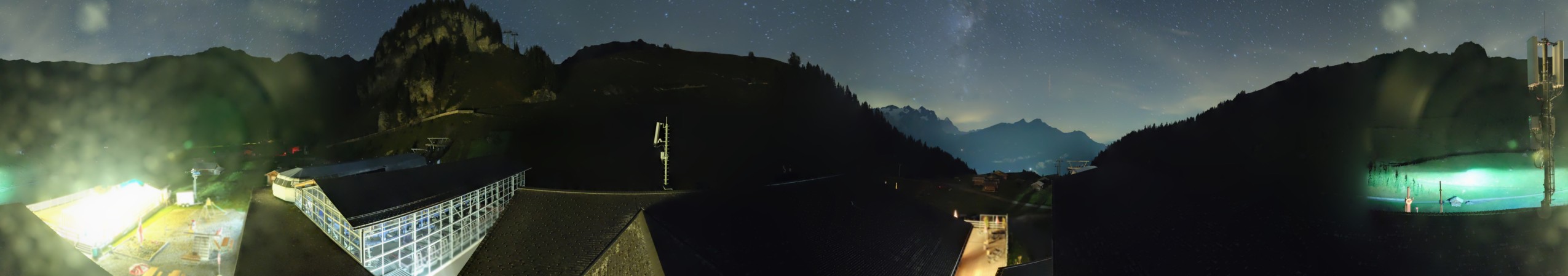 Meiringen Hasliberg Bergbahnen Meiringen Hasliberg - Maegisalp snow cam captured at 12 September 2026 at 11:57 pm GMT+2
