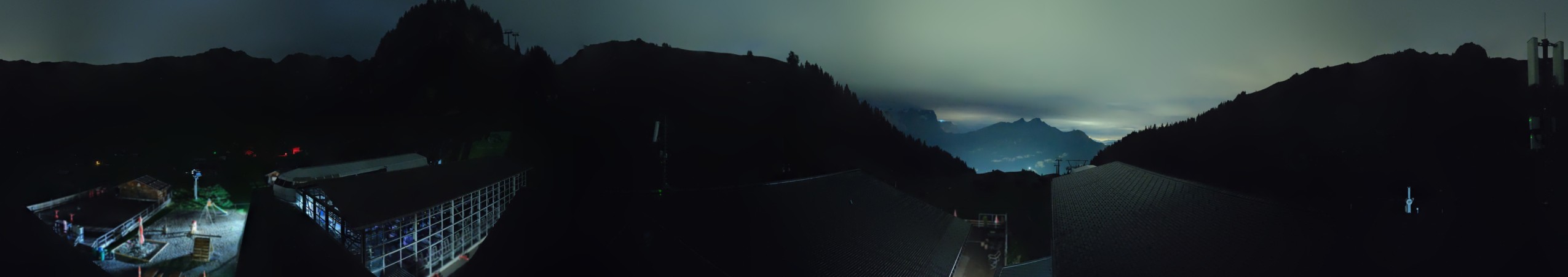 Meiringen Hasliberg Bergbahnen Meiringen Hasliberg - Maegisalp snow cam captured at 13 September 2026 at 11:47 pm GMT+2