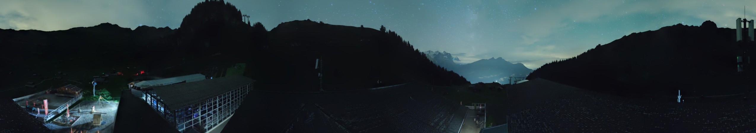 Meiringen Hasliberg Bergbahnen Meiringen Hasliberg - Maegisalp snow cam captured at 17 September 2026 at 11:51 pm GMT+2