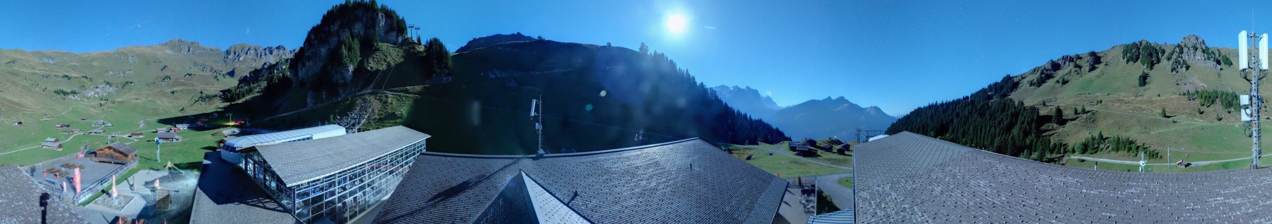 Meiringen Hasliberg Bergbahnen Meiringen Hasliberg - Maegisalp snow cam captured at 22 September 2026 at 11:48 pm GMT+2