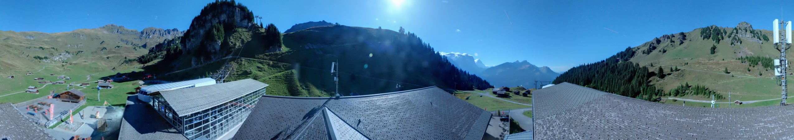 Meiringen Hasliberg Bergbahnen Meiringen Hasliberg - Maegisalp snow cam captured at 23 September 2026 at 11:49 pm GMT+2