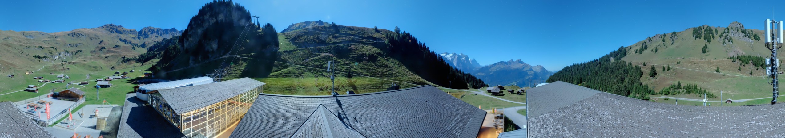 Meiringen Hasliberg Bergbahnen Meiringen Hasliberg - Maegisalp snow cam captured at 26 September 2026 at 11:56 pm GMT+2