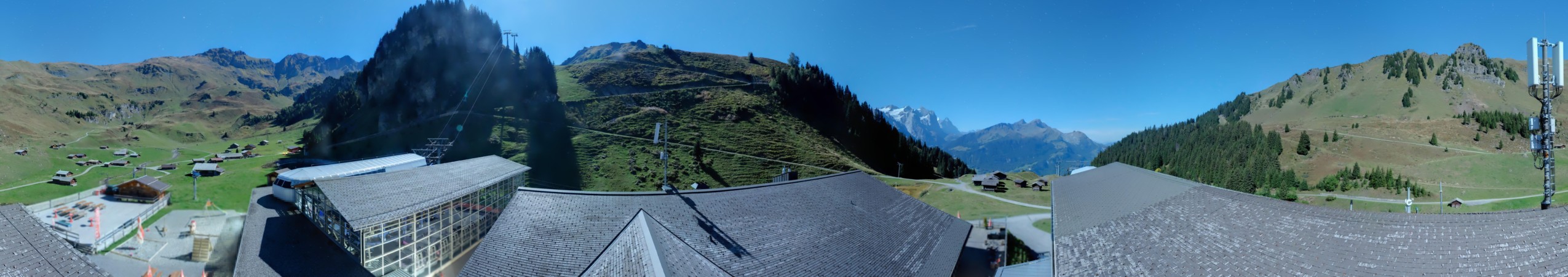 Meiringen Hasliberg Bergbahnen Meiringen Hasliberg - Maegisalp snow cam captured at 27 September 2026 at 11:53 pm GMT+2
