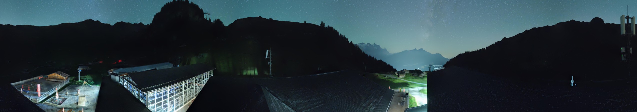 Meiringen Hasliberg Bergbahnen Meiringen Hasliberg - Maegisalp snow cam captured at 5 October 2026 at 11:55 pm GMT+2