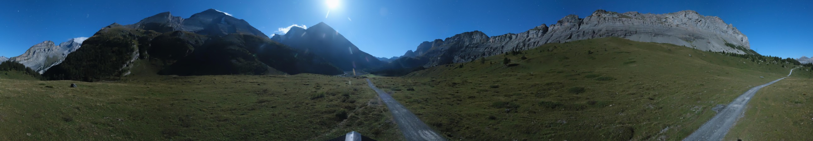Oeschinensee Sunnbüel Spittelmatte snow cam captured at 23 September 2026 at 11:52 pm GMT+2