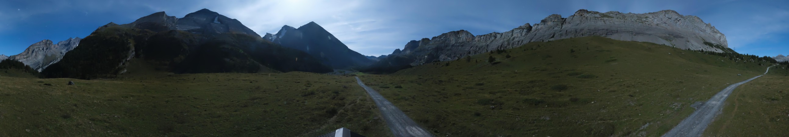Oeschinensee Sunnbüel Spittelmatte snow cam captured at 24 September 2026 at 11:53 pm GMT+2