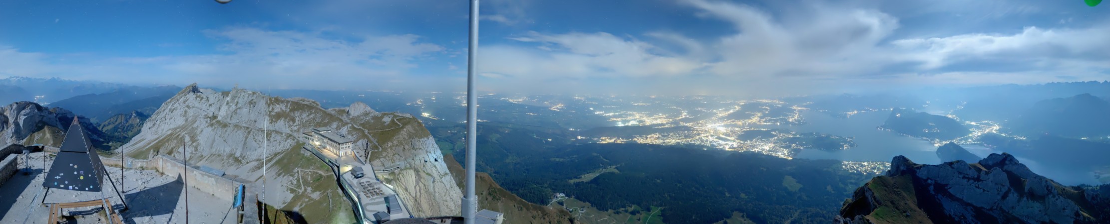 Pilatus Bergbahnen Pilatus - Esel snow cam captured at 29 September 2026 at 11:44 pm GMT+2