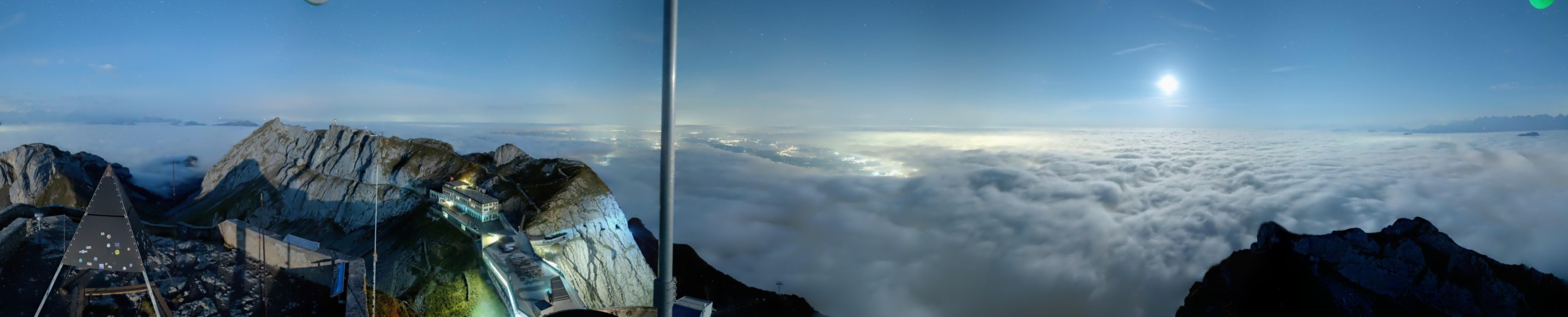 Pilatus Bergbahnen Pilatus - Esel snow cam captured at 2 October 2026 at 11:45 pm GMT+2