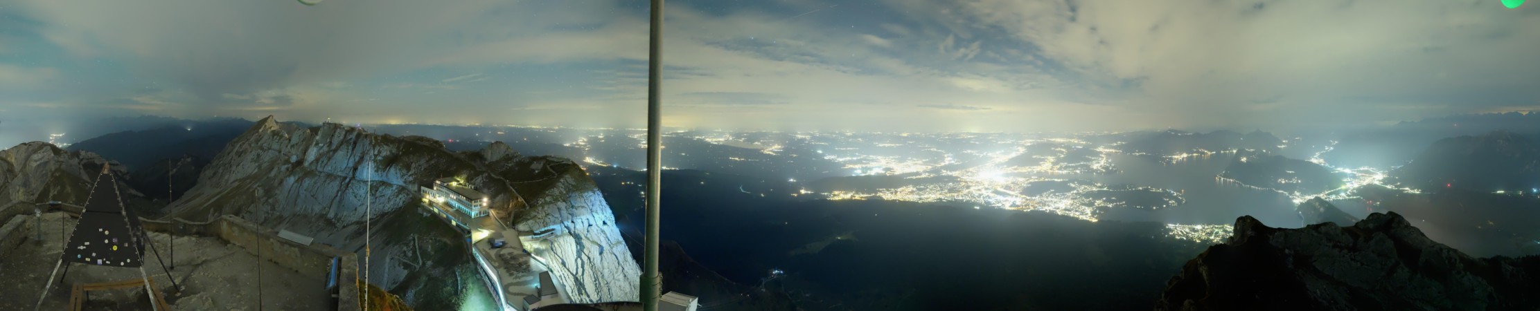 Pilatus Bergbahnen Pilatus - Esel snow cam captured at 4 October 2026 at 11:45 pm GMT+2