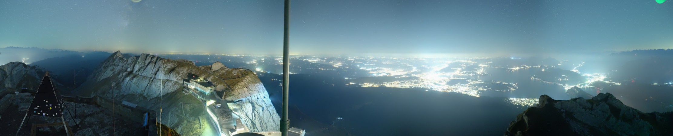 Pilatus Bergbahnen Pilatus - Esel snow cam captured at 5 October 2026 at 11:48 pm GMT+2