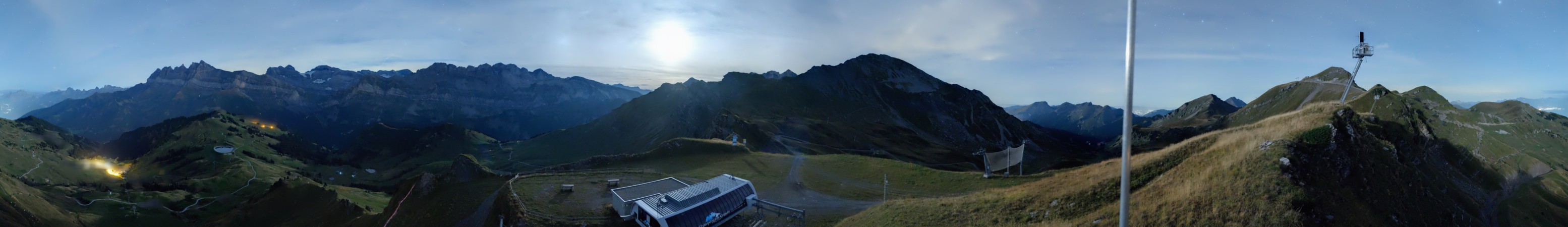 Portes du Soleil Sommet de Grand-Conche snow cam captured at 20 September 2026 at 11:55 pm GMT+2
