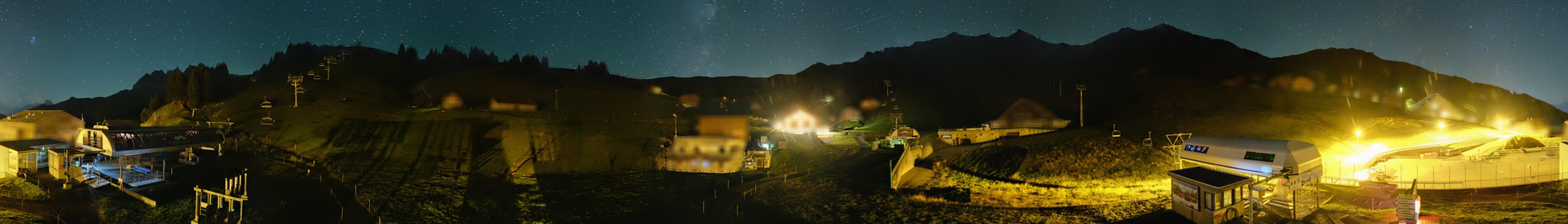 Portes du Soleil Suisse SA Les Crosets snow cam captured at 14 September 2026 at 11:58 pm GMT+2