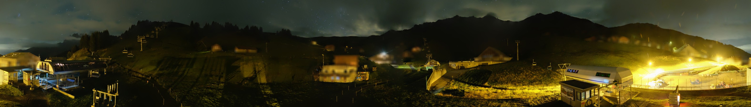 Portes du Soleil Suisse SA Les Crosets snow cam captured at 17 September 2026 at 11:52 pm GMT+2