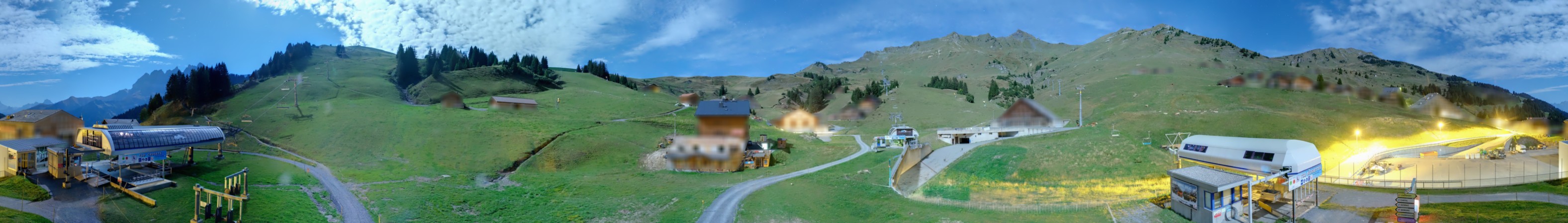 Portes du Soleil Suisse SA Les Crosets snow cam captured at 27 September 2026 at 11:54 pm GMT+2