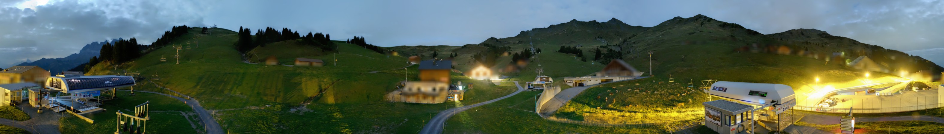 Portes du Soleil Suisse SA Les Crosets snow cam captured at 30 September 2026 at 11:47 pm GMT+2