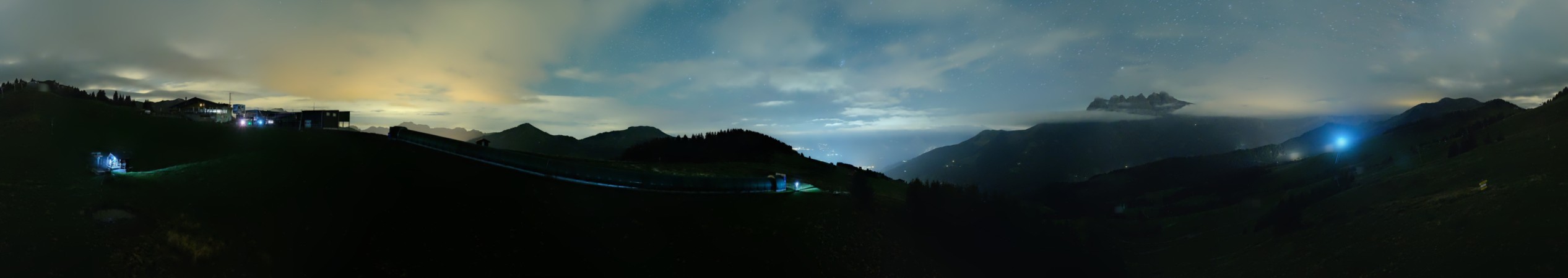Portes du Soleil Suisse SA Morgins - La Foilleuse snow cam captured at 17 September 2026 at 11:52 pm GMT+2