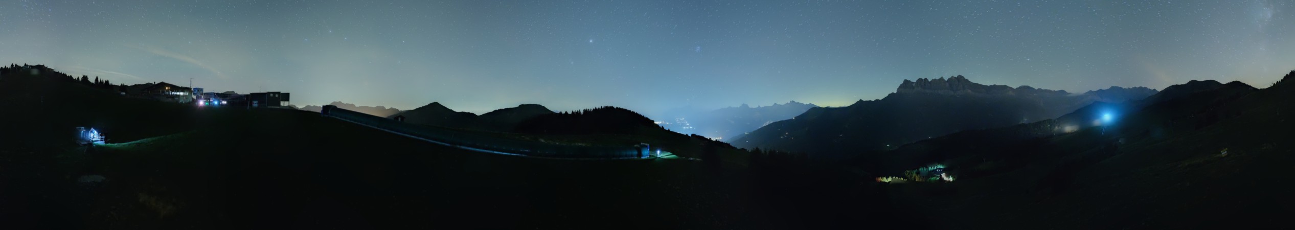 Portes du Soleil Suisse SA Morgins - La Foilleuse snow cam captured at 18 September 2026 at 11:53 pm GMT+2