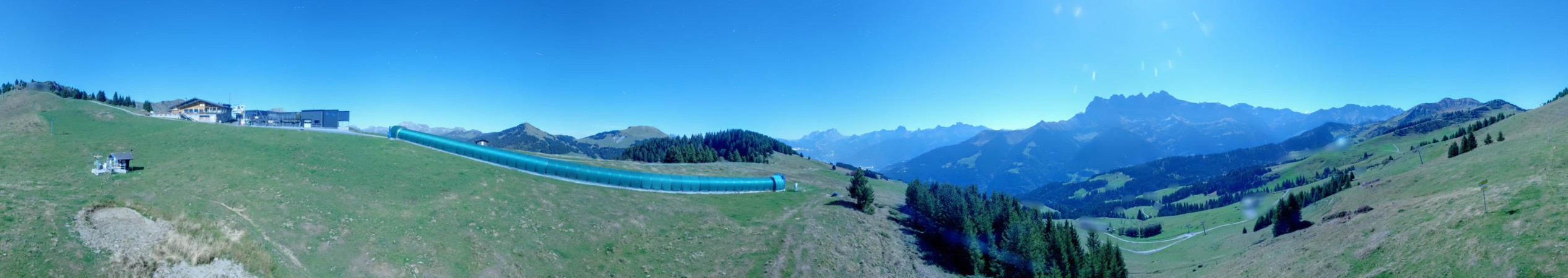 Portes du Soleil Suisse SA Morgins - La Foilleuse snow cam captured at 26 September 2026 at 11:46 pm GMT+2