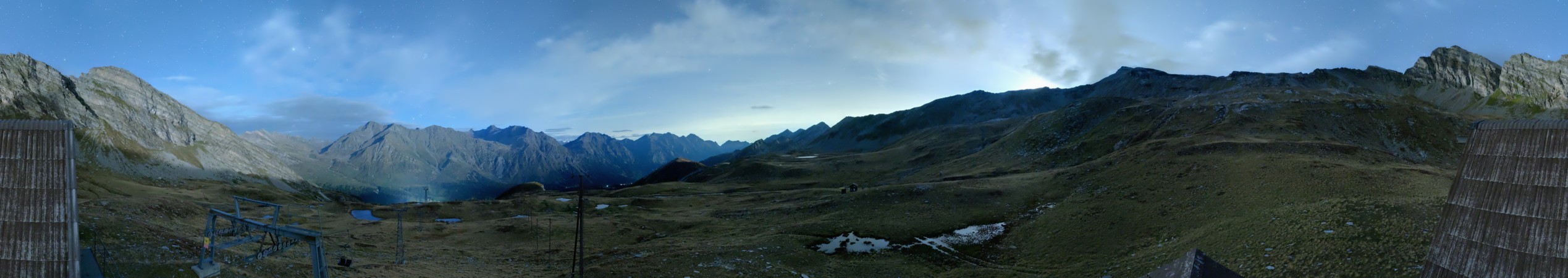 San Bernardino Swiss Alps Pan de Zucher - San Bernardino Swiss Alps snow cam captured at 20 September 2026 at 11:49 pm GMT+2