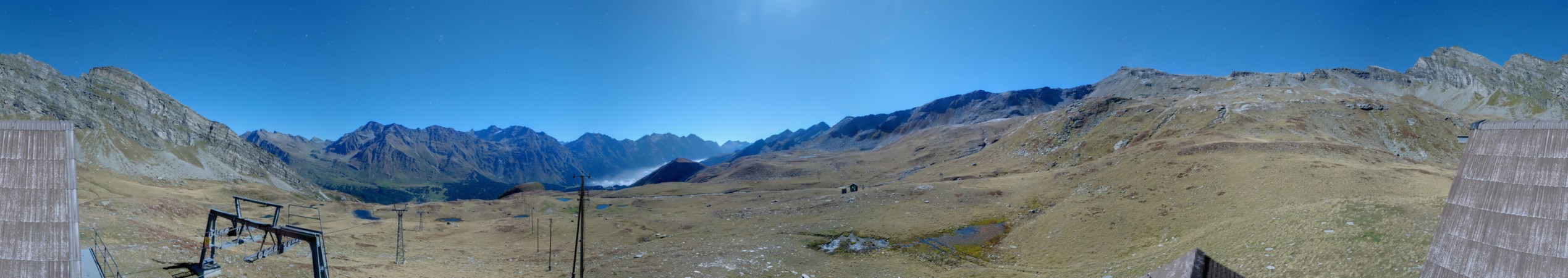 San Bernardino Swiss Alps Pan de Zucher - San Bernardino Swiss Alps snow cam captured at 25 September 2026 at 11:45 pm GMT+2