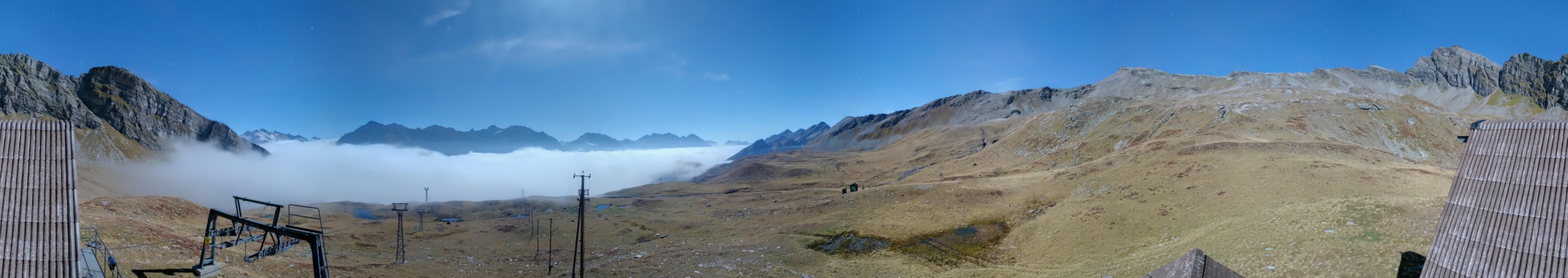 San Bernardino Swiss Alps Pan de Zucher - San Bernardino Swiss Alps snow cam captured at 28 September 2026 at 11:50 pm GMT+2