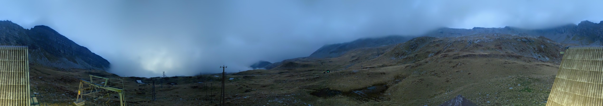 San Bernardino Swiss Alps Pan de Zucher - San Bernardino Swiss Alps snow cam captured at 30 September 2026 at 11:35 pm GMT+2