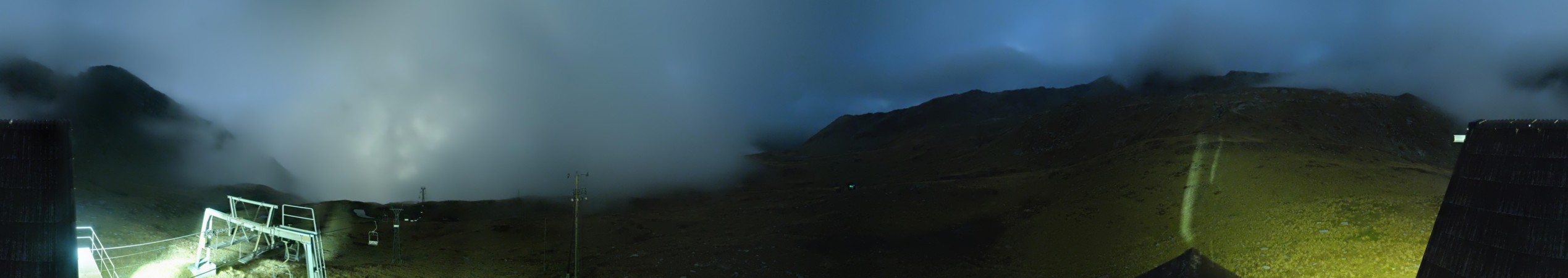 San Bernardino Swiss Alps Pan de Zucher - San Bernardino Swiss Alps snow cam captured at 2 October 2026 at 11:47 pm GMT+2