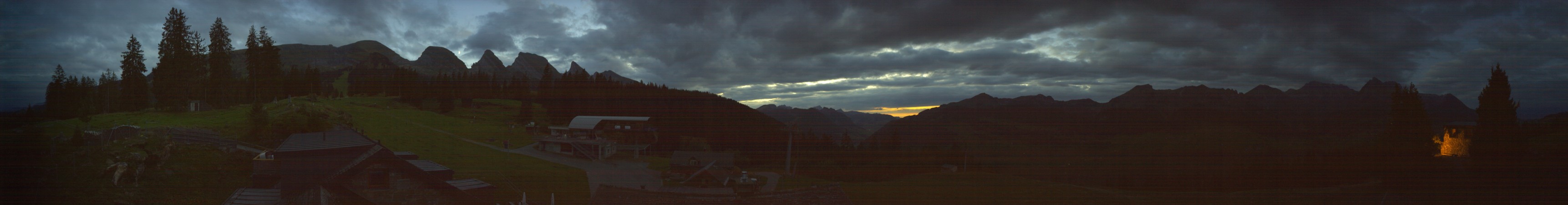 Sellamatt Lötscher Berghotel Alp Sellamatt - Berghotel snow cam captured at 18 September 2026 at 8:04 pm GMT+2