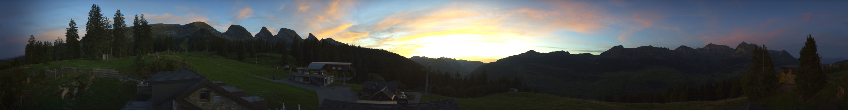 Sellamatt Lötscher Berghotel Alp Sellamatt - Berghotel snow cam captured at 19 September 2026 at 7:47 pm GMT+2