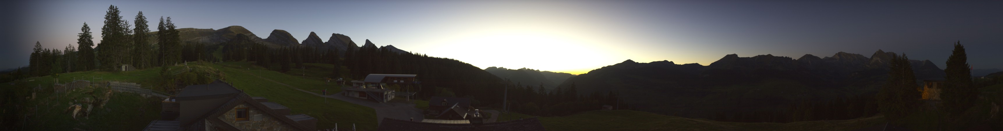 Sellamatt Lötscher Berghotel Alp Sellamatt - Berghotel snow cam captured at 22 September 2026 at 7:50 pm GMT+2