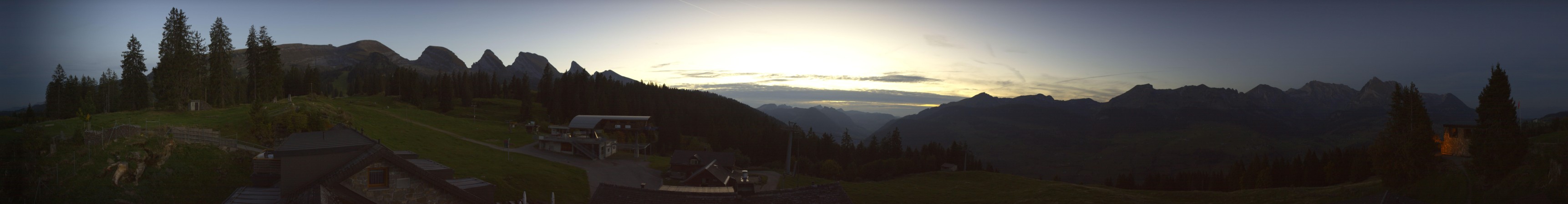 Sellamatt Lötscher Berghotel Alp Sellamatt - Berghotel snow cam captured at 30 September 2026 at 7:34 pm GMT+2