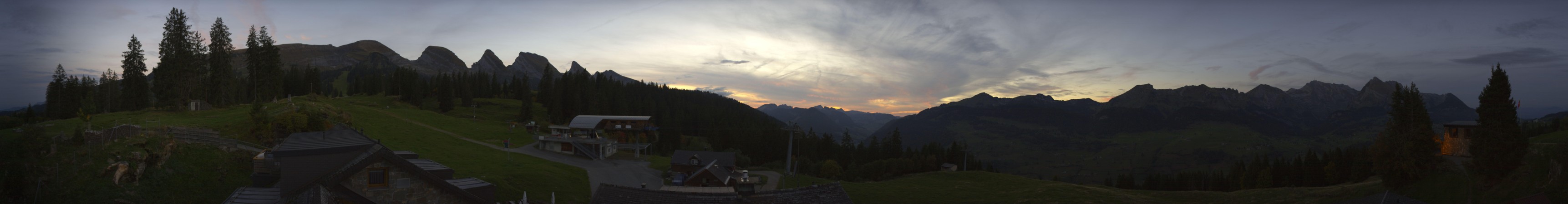 Sellamatt Lötscher Berghotel Alp Sellamatt - Berghotel snow cam captured at 3 October 2026 at 7:20 pm GMT+2