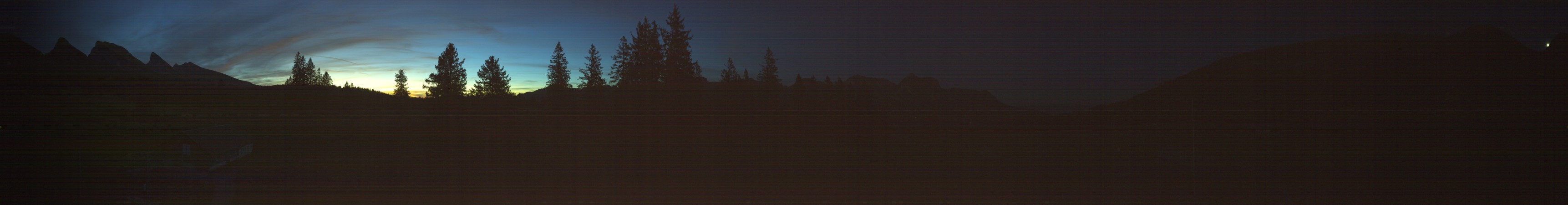 Sellamatt Lötscher Berghotel Alp Sellamatt - Zinggen snow cam captured at 19 September 2026 at 8:20 pm GMT+2