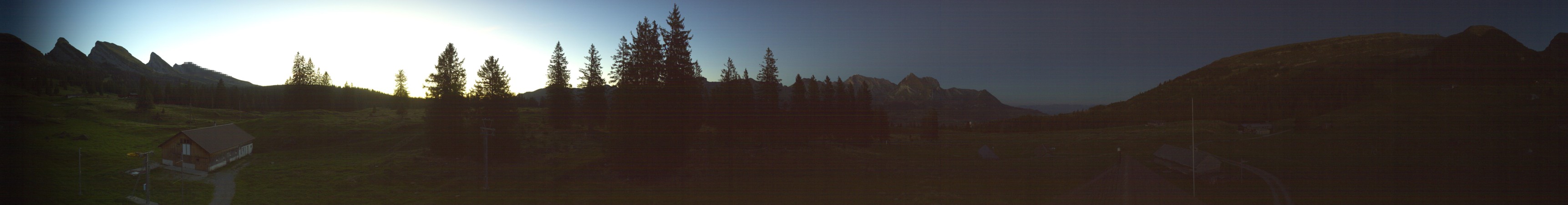 Sellamatt Lötscher Berghotel Alp Sellamatt - Zinggen snow cam captured at 25 September 2026 at 7:54 pm GMT+2