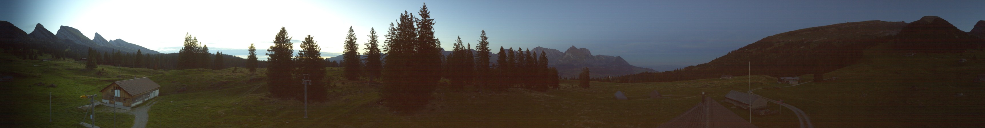 Sellamatt Lötscher Berghotel Alp Sellamatt - Zinggen snow cam captured at 30 September 2026 at 7:34 pm GMT+2