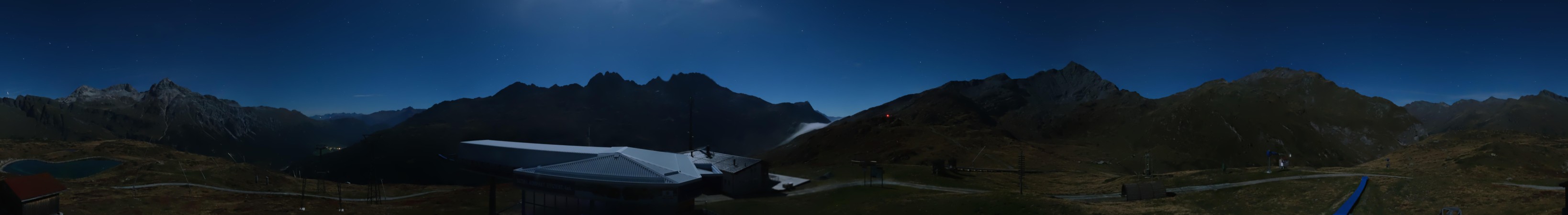 Splügen Bergbahnen Tanatzhöhe snow cam captured at 28 September 2026 at 11:51 pm GMT+2