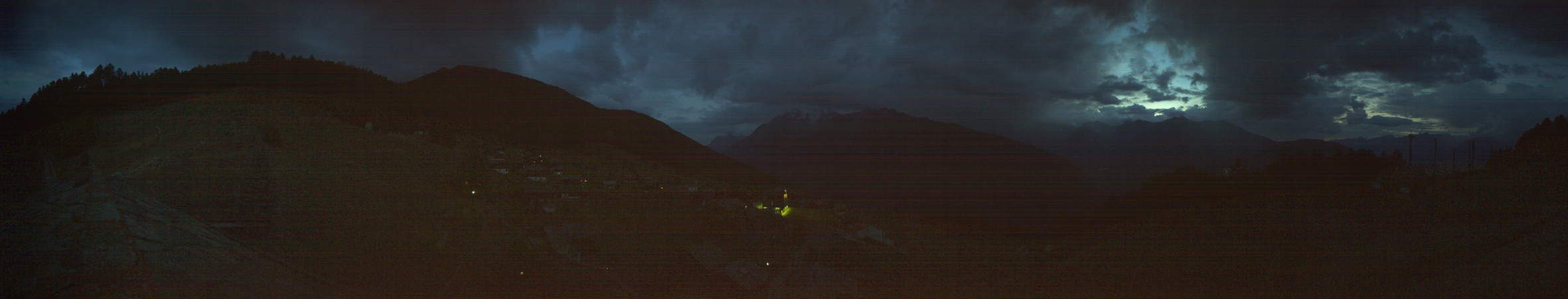 Staldenried Gemeinde Gspon - Staldenried Gemeinde snow cam captured at 4 October 2026 at 7:43 pm GMT+2